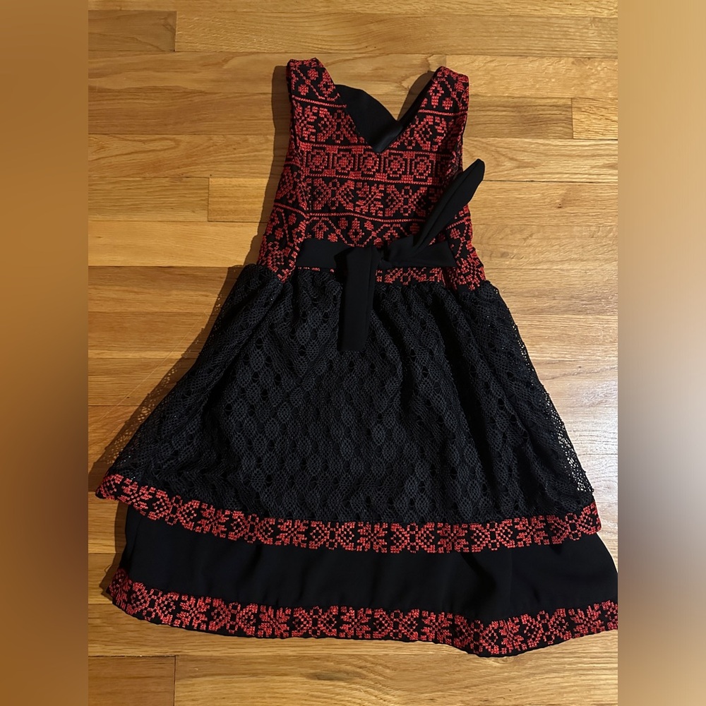 Palestinian stitched girls dress red and black size 5-6 knee length